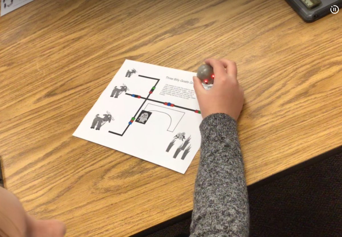raeann_smith's tweet photo. Mrs. Noonan's class practices retelling and summarizing a familiar folk tale using coding and ozobots. @hempfield @5N_RES @Ozobot #codingwithoutcomputers https://t.co/CHFUYyGi0a