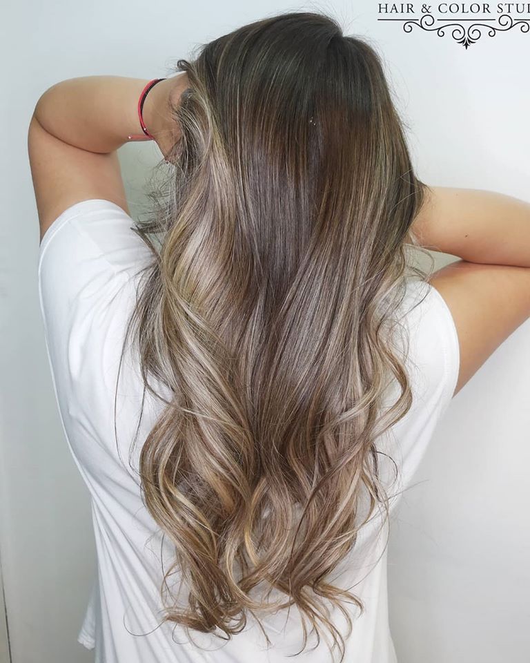BloomHairColor's tweet photo. Hermoso cambio de look para @isigaetee 🥰
Y tu que esperas para darle vida a tu cabello ??? ☀️

#blond #blondehair #blonde #ultrablond #superblonde #beigehair #rubia #rubioperfecto #balayage #balayagehighlights #balayageombre #ombre #highlights #babylights @ Bloom Color Studio https://t.co/earj5G5hRU