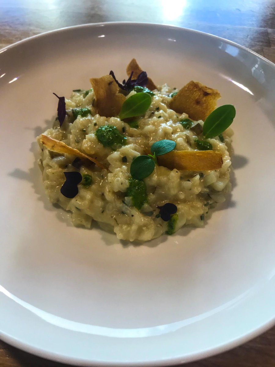 Chefarron tweet media