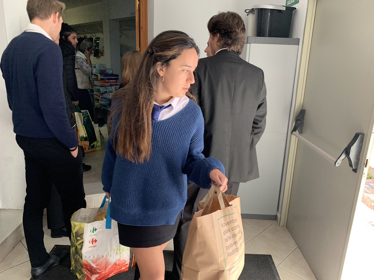 MathsEIC's tweet photo. Great to see 6th Form helping organize all the Red Cross donations today! @EICMarbella @EicExams @EicPrincipal https://t.co/C1DwEKCHrw