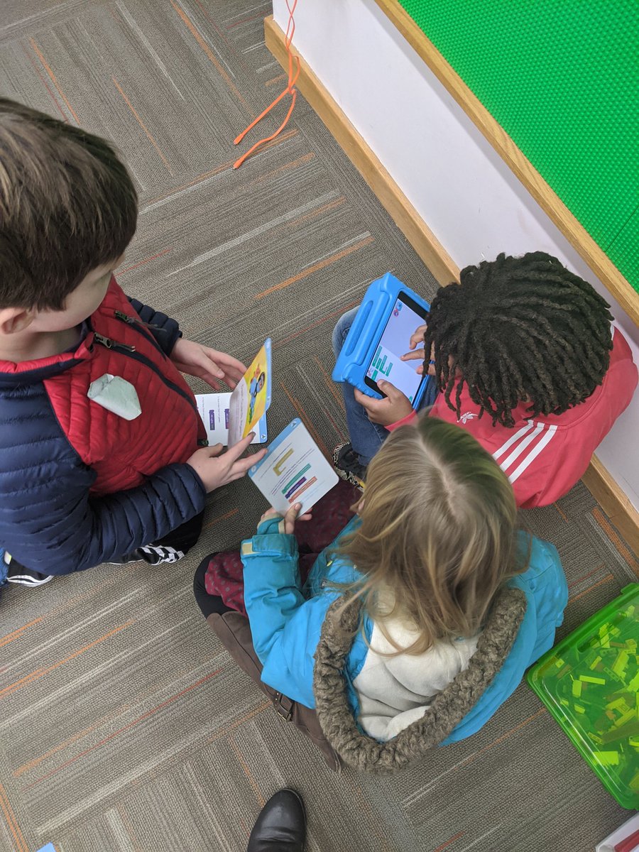 Conti_CLX's tweet photo. In honor of Grace Hopper's birthday and @codeorg #HourofCode2019 we are investigating the women of #computerengineering and doing some coding of our own! #CLXleaders #theACSway #changemakers https://t.co/YXOpH50dmR