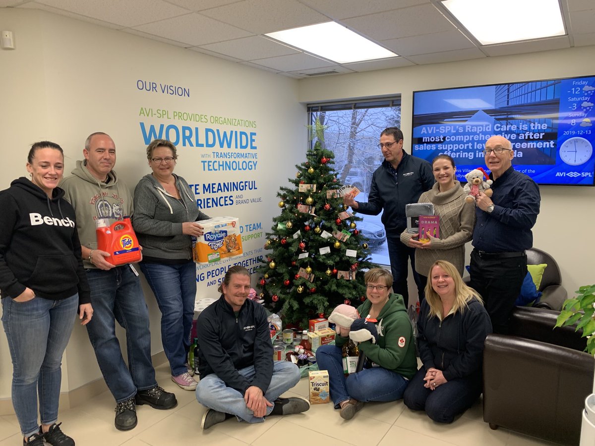 jefffaber2's tweet image. Here we go again giving back to our communities. Our Calgary team is ready to deliver our Christmas gifts to Made by Momma to help families in need. We raised over $2000 to help single parent families! #avispl #madebymomma
