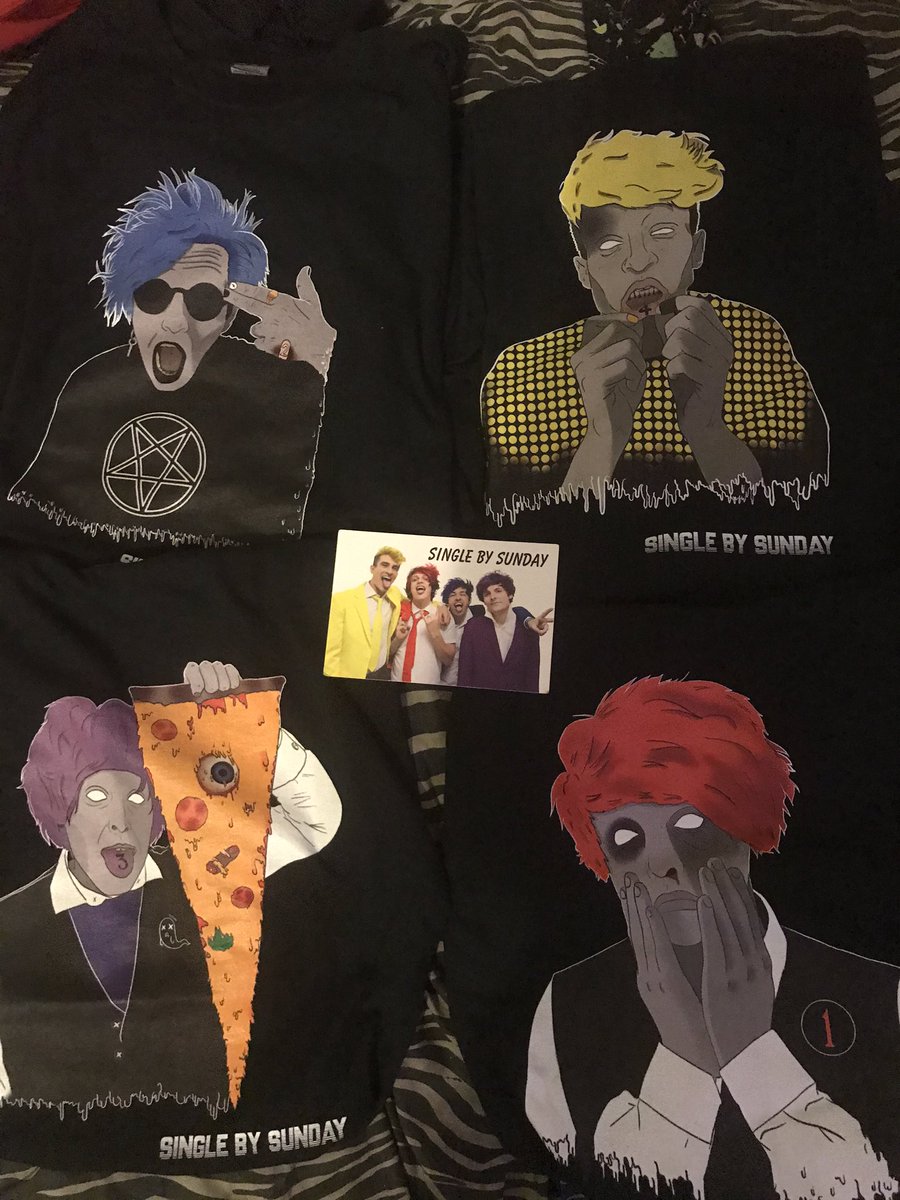 Omg look what I came home too 😱😱😱 love them <a href="/SingleBySunday/">Single By Sunday</a> <a href="/JoshSBS/">Josh Laddz</a> <a href="/jonnyeakins/">Jonathan</a> <a href="/JackJesusBlack/">Lil Yung Da Evil (Jack Black)</a> <a href="/jamesmadisonsbs/">James</a> <a href="/deejaykendell/">Kendell</a> <a href="/NicoleEakins/">Nicole Eakins</a>