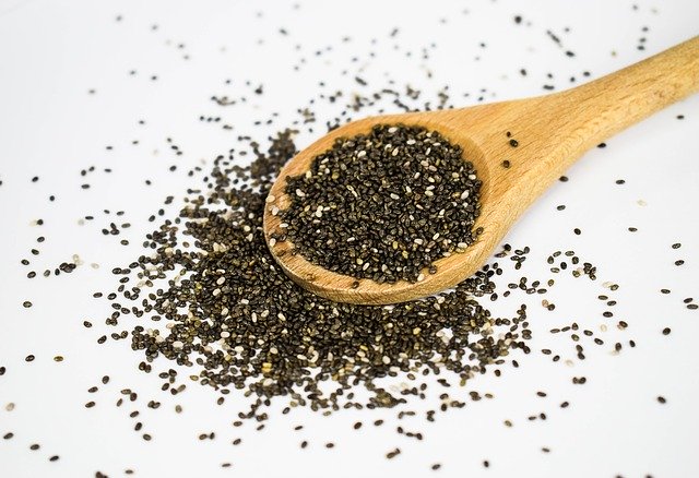 AdvantageFSI's tweet photo. #NutritionCorner
Let's talk about seeds! Chia seeds are high in protein, fibre, omega-3 fatty acids, manganese, magnesium, and phosphorus. They are relatively flavourless so they're easy to incorporate into your diet when mixed with oatmeal, smoothies, or baked goods. https://t.co/X2NMOomCnD