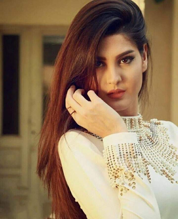 Cp__Sayba's tweet photo. wo…. #pagla…. mujhse ….#kehata… hai…ki…, tu… chhoti . #chaoti ….baato ….par…. itni
#emotional ….kyun…. #hoti…. ho
mai …ne …bhi …. #keh…. diya…., mai …#Aapki…
tarah …. #dimaag…. se….nahi….
….. #dil….. se …. #sochti…. hu…???? https://t.co/0lMLkJXwF3