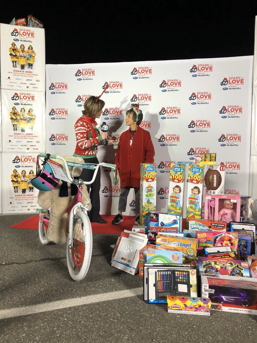 Thank you @HelpfulHonda team, @LandseaHomes and @newportfitness for your awesome toy donations to @ABC7 #sparkoflove at @ocgp in @cityofirvine! 
#tistheseason #OrangeCounty #GivingBack