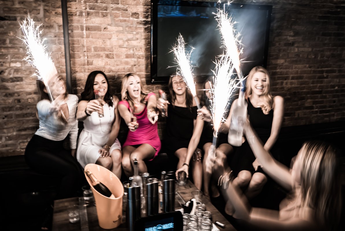 POP. CLINK. FIZZ. Tickets for our NYE Celebration are still available, get yours now! 🍾 #NYE2020 #NYE #NewYearsEve #NewYear2020 #NewYear  bit.ly/PHxNYE2020