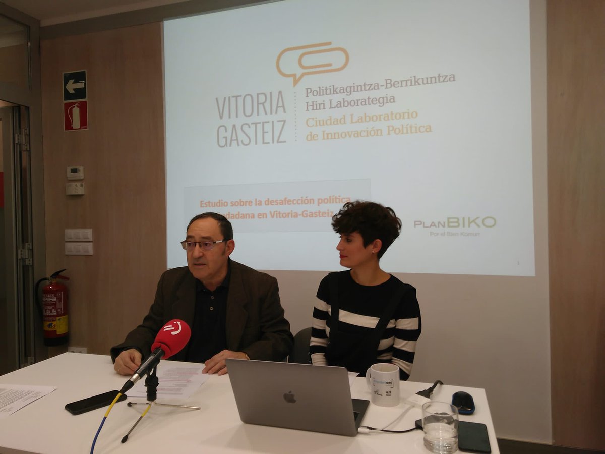 📢 📢
- 7 de cada 10 gasteiztarras califica la política local de regular, mala o muy mala
- Casi el 50% confía poco o nada en nuestros ediles y partidos
- La gente joven, la más desafecta
📄 Aquí, el estudio completo y nuestras ideas para construir junt@s: clipvitoriagasteiz.org/acciones-en-ma…