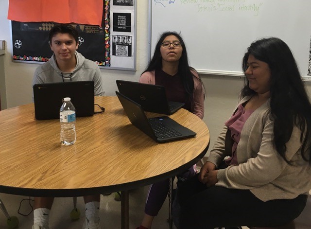 EsteroHS's tweet photo. 10th grade students were learning to create computer code in Ms. Gedney's class today! #wildcatpride #LeeHourOfCode https://t.co/EnvBw0ZuHZ