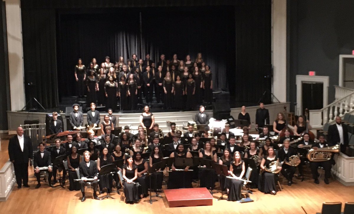 Congratulations to our hometown heroes <a href="/SHSjacketband/">shs_band</a> on their performance at the Mississippi Bandmasters Annual Clinic! The concert also featured <a href="/SHS_singers/">SHSsingers</a>, SHS alum Quincy Hilliard, MSU faculty, SHS superintendent Dr. Peasant. #StarkvilleProud #STKOKT