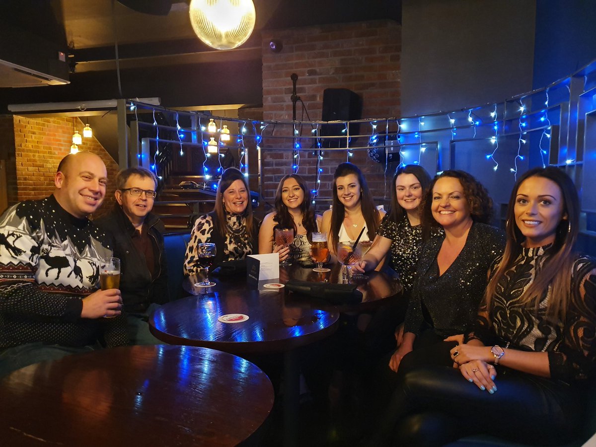 Team Christmas night out! 🎅🎄⛄