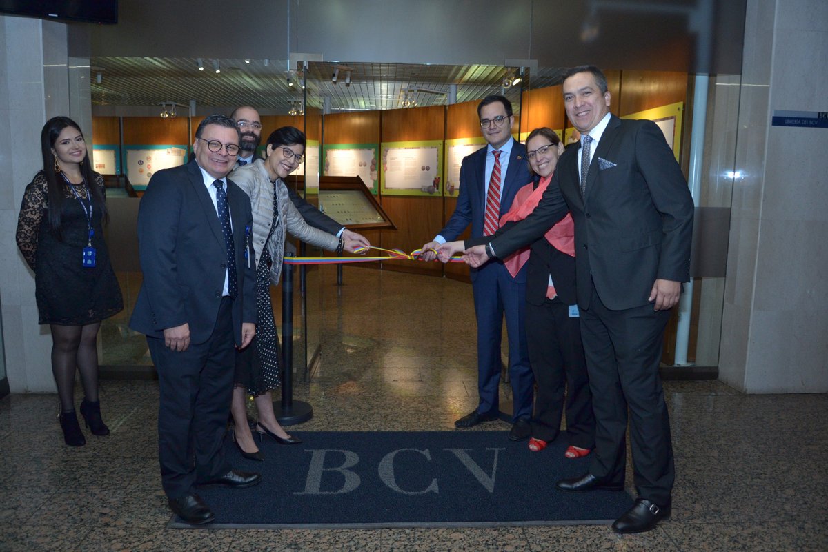 .<a href="/DrodriguezVen/">Delcy Rodríguez</a> 
(NUMISMÁTICA): Presidente del Banco Central de Venezuela Calixto Ortega Sánchez, inauguró Sala Numismática de la Subsede Maracaibo.
bcvmaracaibo.blogspot.com/2019/12/presid…