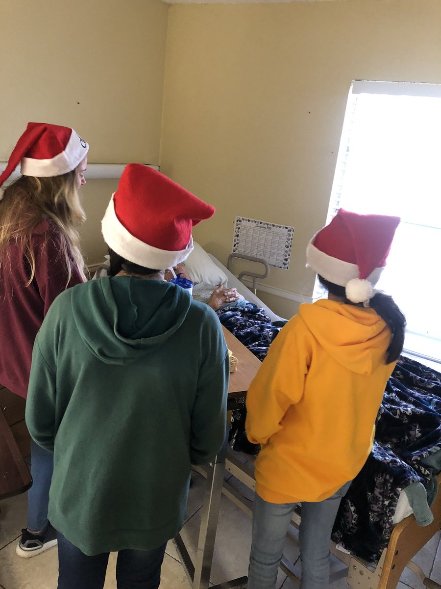 CouncilCms's tweet photo. Making Spirits Bright! @CMS_IAMCMS @CouncilCms @CMS_Counseling #Just4Kids https://t.co/Ia7MXbBROV