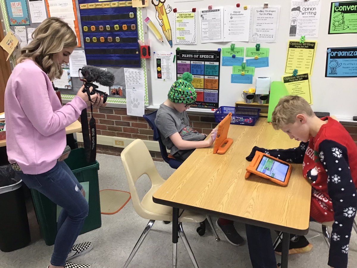 StemPasd's tweet photo. Huge thanks to Nevaeh from @cougarmedianews for visiting @MrsWazRoom20 third grade classroom today to cover the #CodingCougars #HourofCode #PasdProud https://t.co/sQS1GnOIA7