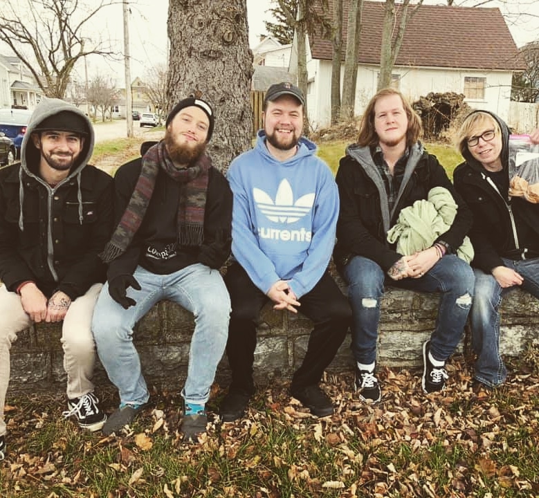 OneSmallStepOH's tweet photo. Hitting the road l for day 1 of our weekend tour. See you in Illinois!

《🌘SS》
#OneSmallStep #OSS #OssAtATime #PopPunk #Alternative #Pop #Punk #Ohio #OhioBands #DefendPopPunk #Follow #Retweet #NewMusic #SupportLocalMusic #SupportLocal #Music #Musician https://t.co/7csUaAGAMF