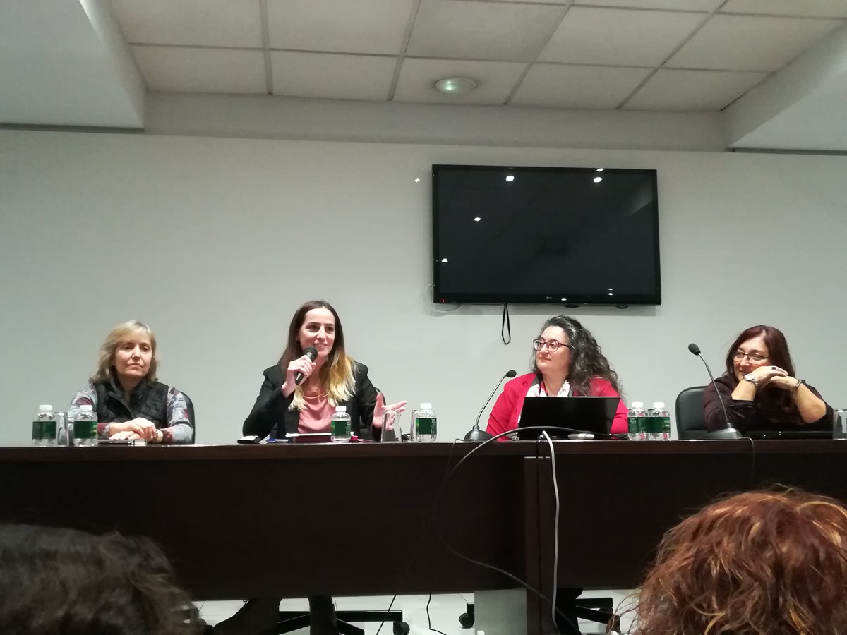 Dones i professions tecnologiques <a href="/_AlbaPardo/">Alba Pardo Fernández</a> <a href="/KarinagibertK/">kg</a>