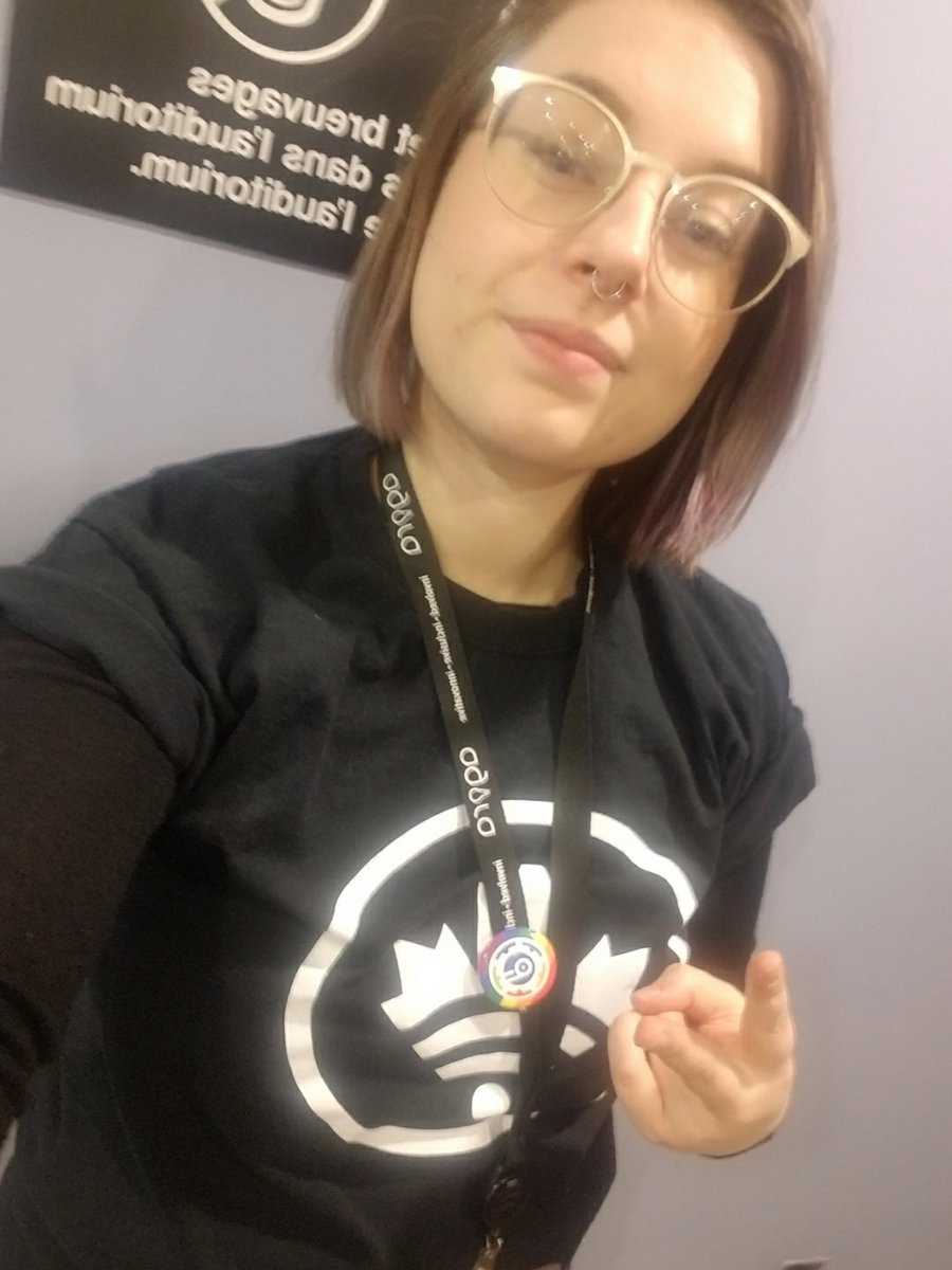 Heading to #TEDxSSCWomen today and feel like chatting #WomenInSTEM ?  Come find <a href="/SarahPatGoC/">Sarah Patrick</a> repping DTF and ask her about all the cool things going on to enable an inclusive workforce! #SSCexcellenceSPC