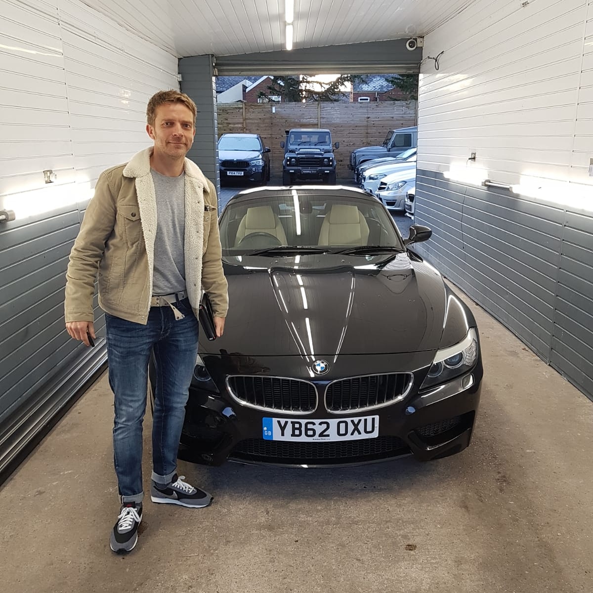 autobaydirect's tweet photo. Lee Christian collecting his new BMW Z4 M sport. Many thanks for your business. https://t.co/70PKKWuNgY