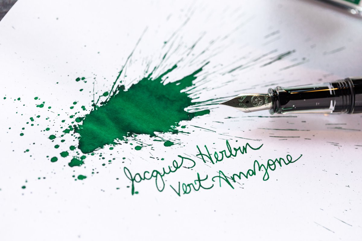 GouletPens's tweet photo. Want to win a bottle of Jacques Herbin Vert Amazone and a TWSBI ECO? RT and reply to this tweet with your favorite thing about winter for your chance to win! Winner will be randomly selected on Wednesday, Dec. 18th at 11 a.m. ET: https://t.co/sZnpCeqYX7 https://t.co/FUWPm6L222