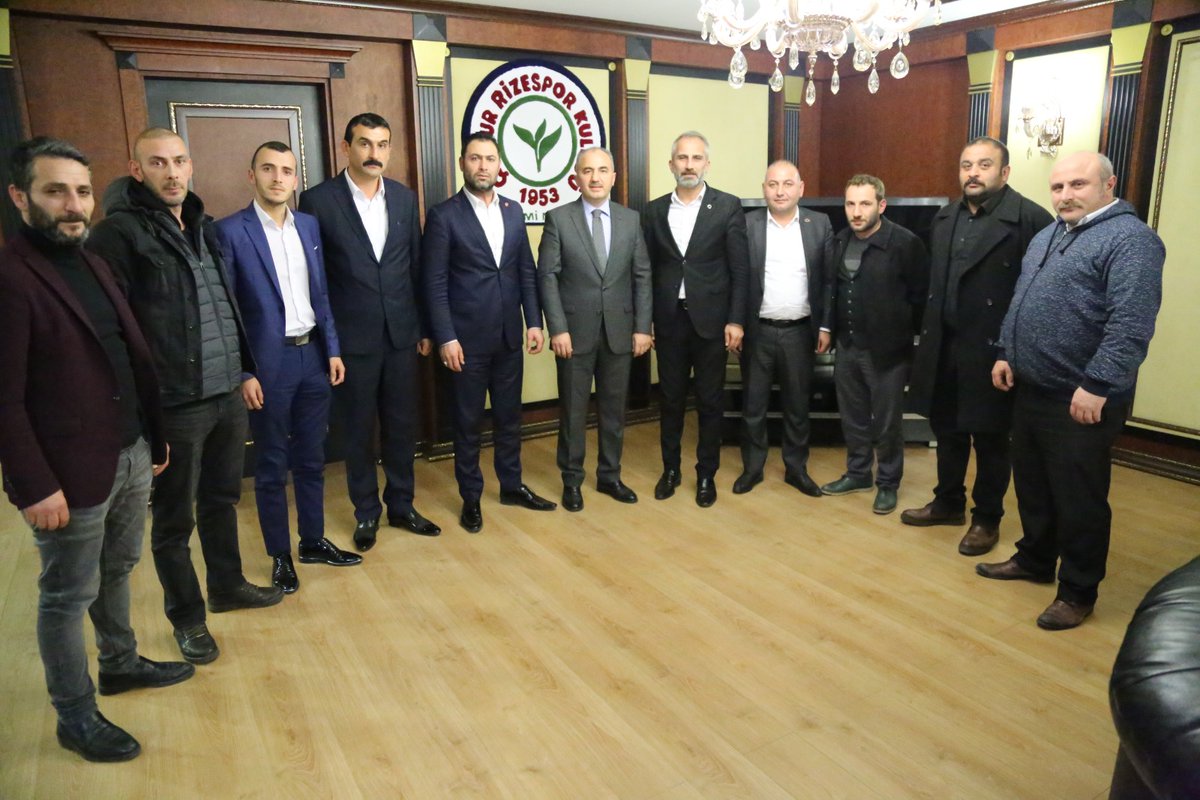 hakanyigitak's tweet photo. Rize Belediye @rizebelediye Başkanımız değerli büyüğümüz Sayın @rahmimetin beyefendiyi makamında ziyaret ederek bir arada olduk. Göstermiş olduğu ilgi alaka ve samimiyetten dolayı şükranlarımı sunuyorum
@RTErdogan @AHMETMNDER

https://t.co/Zk1J0R7WfT #Cuma https://t.co/rPk88XrCDD