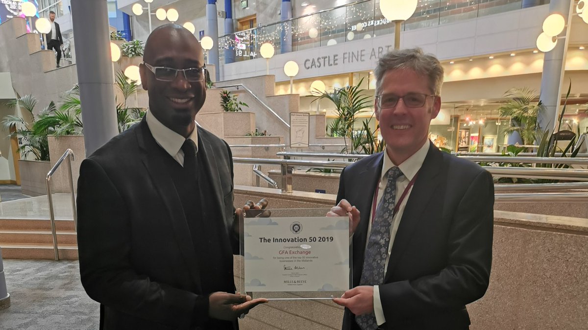 innovation_50's tweet photo. Birmingham tech lead at @MillsandReeve @david___hall presents @mrjoelblake with @gfaexchange's #MRInno50 certificate at last night's West Midlands Tech Awards - with the #Fintech firm earning its place for its innovating use of #AI to manage risk for finance providers. #WMtech19 https://t.co/F34L65bUH5