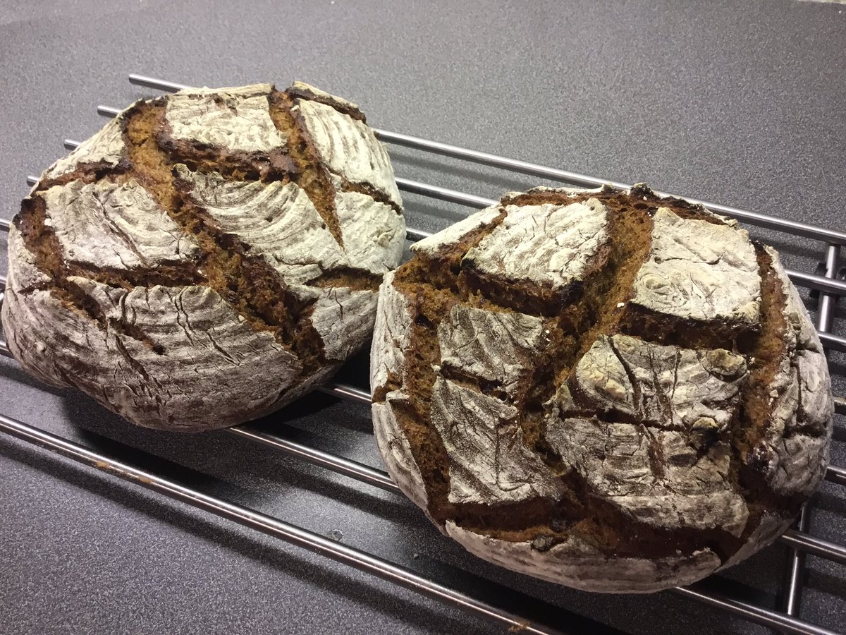 Gronsakslandet's tweet image. #bread #christmasbread #sourdough #vört #vörtbröd