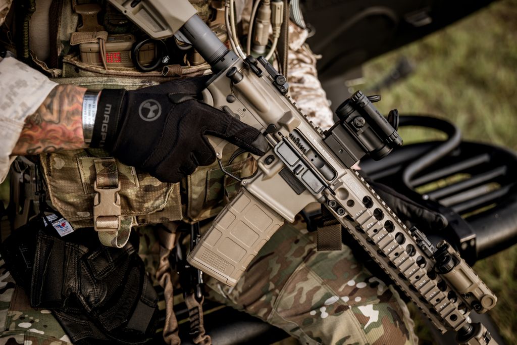 AimpointUSA's tweet photo. Mission Ready. #aimpointcompm5 https://t.co/GZskkk6szM