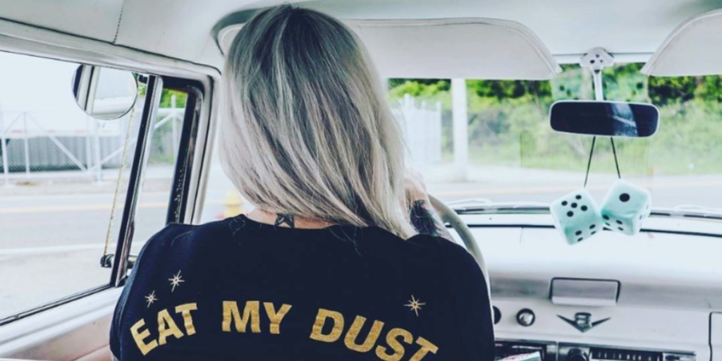 EngineNoiseTalk's tweet photo. Driving to record with #EngineNoisePodcast like 🚗💨
We're excited to have Jen Conlon in the studio today! #classicford #hotrod #pinstriping #spindlesautoclub
Photo from Jen Conlon. https://t.co/3Wj2XREJBR