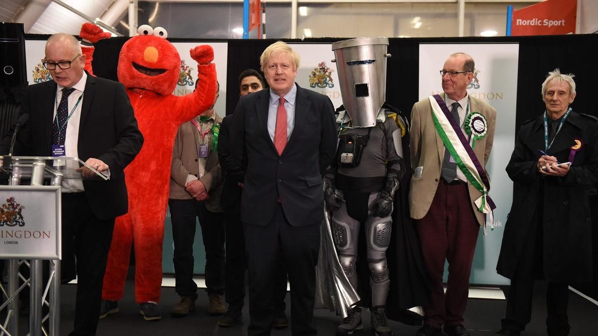 Nathan_Trust's tweet photo. Getting Brexit done - what does 2020 hold for the UK and the EU?

https://t.co/FXYTaM7X4Z
#brexit #uk #eu #borisjohnson #trade #scotland #northernireland #dup #tories #conservatives #irishborder https://t.co/rjIz0qIIdH
