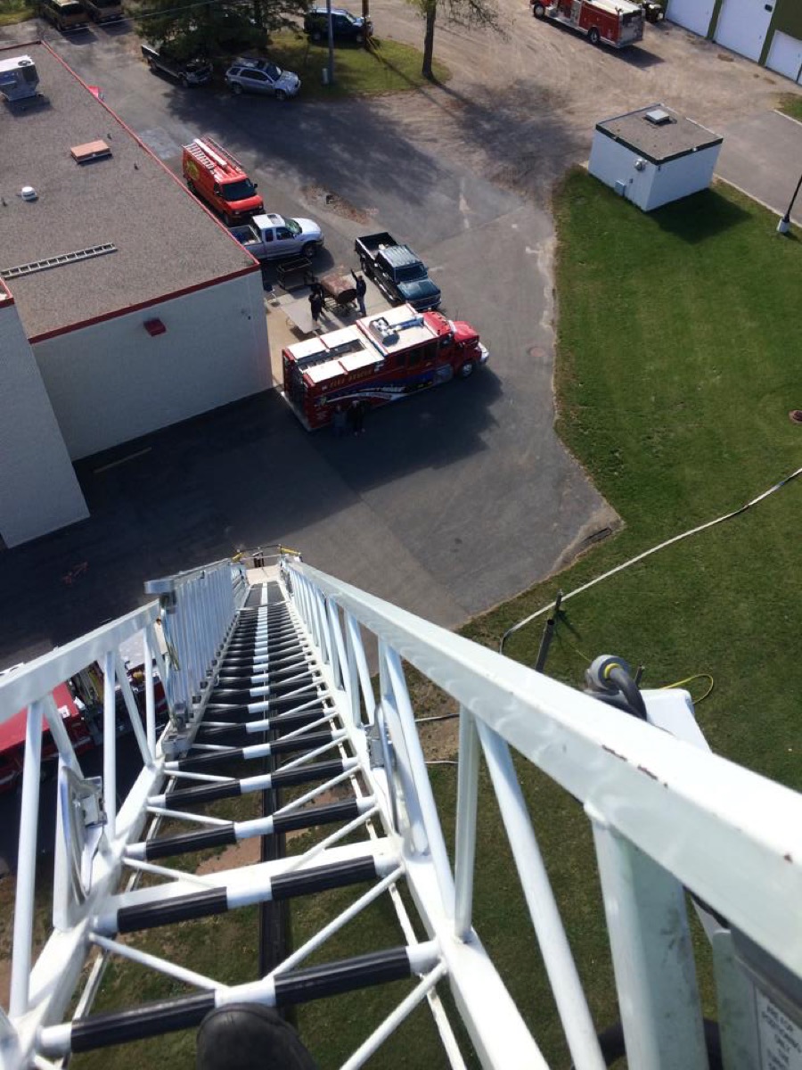 mapleplainfire's tweet image. Have you ever wondered what it looks like to be at the top of fire truck ladder? Check it out from one of our fire trucks!