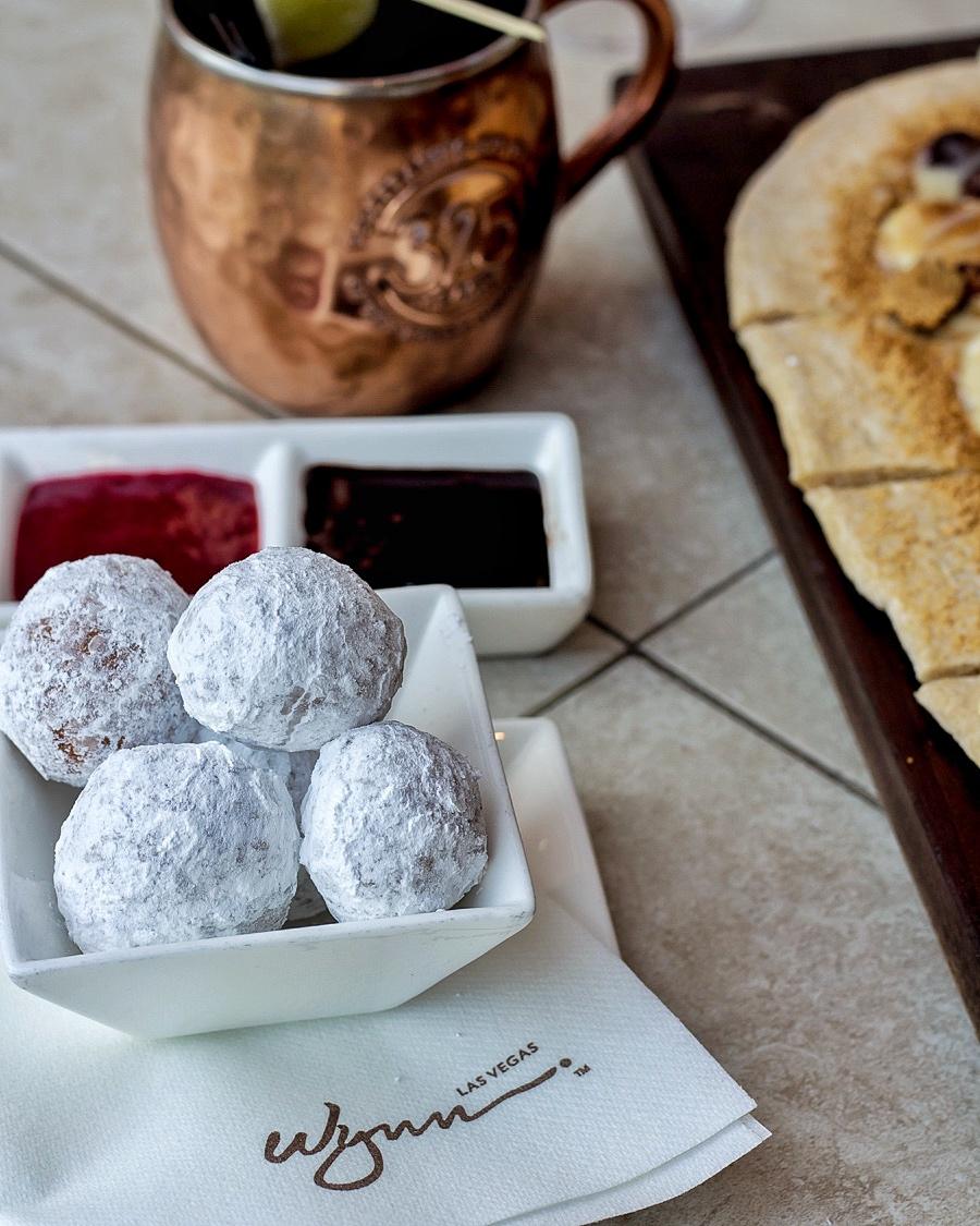 Beignets are the perfect treat to end the week. #lacavelv