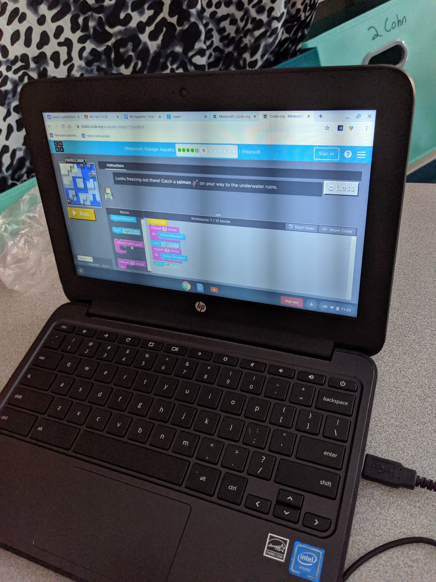 EducationIsTech's tweet image. Busy with Hour of Code! #elementaryed #computerscienceweek #edtech #HourofCode2019