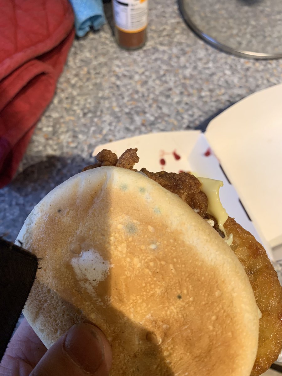 chesneyyau's tweet photo. Well this is the last time I eat at KFC #kfc #mouldyfood @kfc #disgusted #FridayThe13th https://t.co/neukZFVyaY