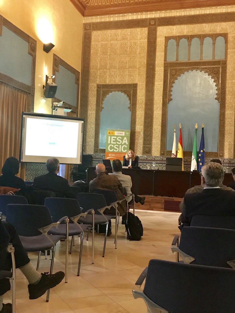 iesa_csic's tweet photo. #kticonference How to acces the #societal #impact of #research? @ILIA_CSIC https://t.co/pMX1DIZVsm