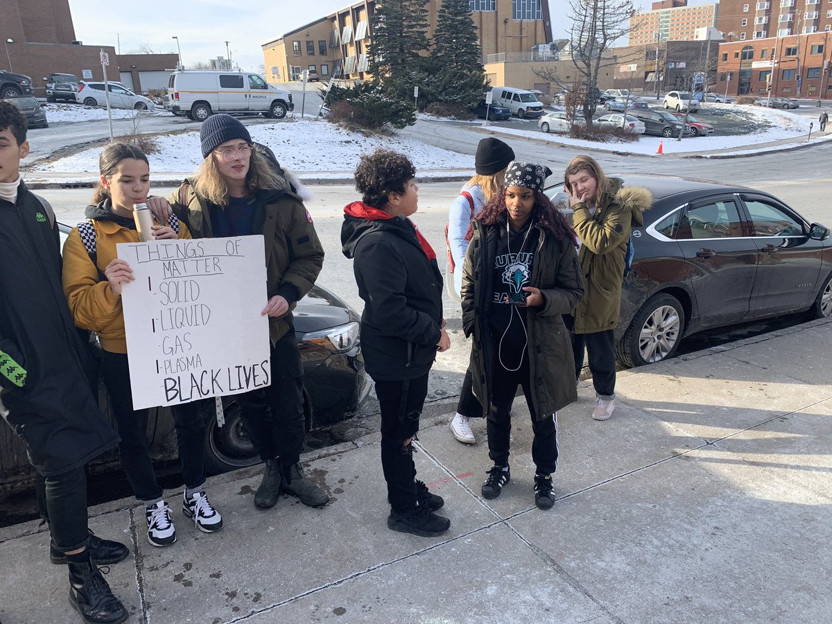 DericoSymonds's tweet photo. Youth protesting outside of HRP Headquarters. Sharing their voice and want to be heard. https://t.co/CZppcPsRGY