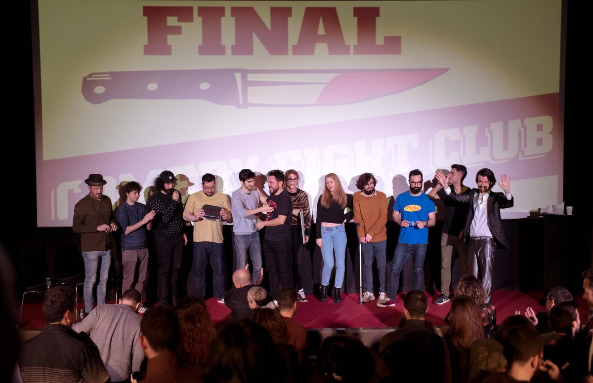 ComedyFightC's tweet photo. 🔥 Los 9 mejores cómicos de la historia de nuestro show, enfrentados.
💥Un jurado de lujo acabando ellos.
🤘🏻Tú, en la butaca, pidiendo sangre, bebiendo, disfrutando.
Ven el 20 de diciembre a la final del #ComedyFightClub en el @palacioprensa. Entradas: https://t.co/RnRQ1XFElr https://t.co/bRe5NOQXTb