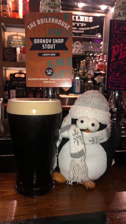 RoseofLancs's tweet image. #Day13 Two pints of our boiler house #christmas brew ##pengwin #CountdowntoChristmas #ChristmasAdventGiveaway Simply share on our Facebook or RT on here 🌲☃️🎅🏻🍺 to #win