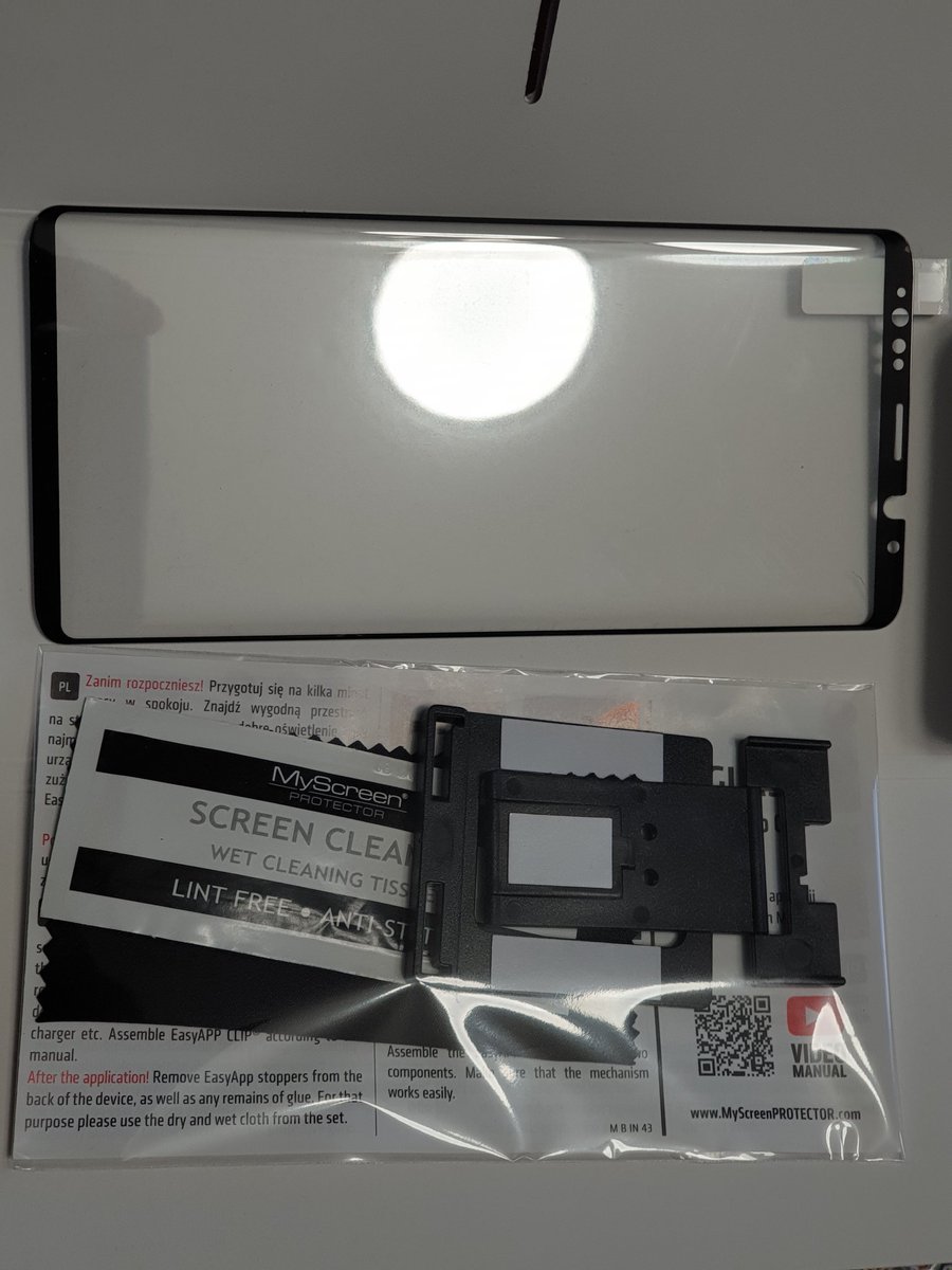 TECHNOSenior1's tweet photo. Mój #note9 zyskał nową ochronę 😃 Szkło założone 😁
#MyScreenPROTECTOR #MyScreen #ScreenPROTECTOR #samsungnote9 https://t.co/Kn97XAYFZy