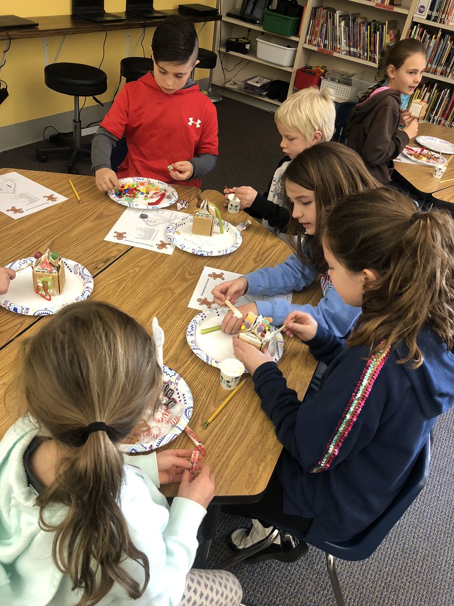 robinkramer's tweet photo. We had a blast with our collaborative gingerbread #STEM challenge!  @BritniCoffey1 and @asmithladc4_amy #weetigers #willardtigers https://t.co/v2o7aCsMTi