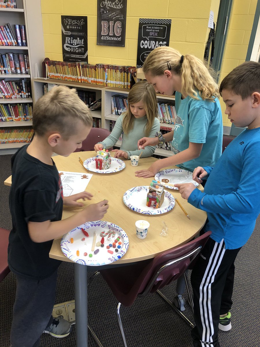 robinkramer's tweet photo. We had a blast with our collaborative gingerbread #STEM challenge!  @BritniCoffey1 and @asmithladc4_amy #weetigers #willardtigers https://t.co/v2o7aCsMTi