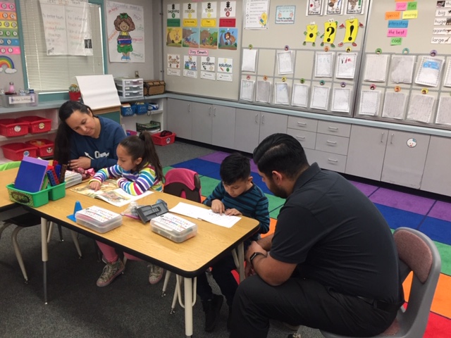 PAWS & Read Event at Palms Elementary School! Palms families were invited to hear about the school-wide expectations and then time to read with their children. #palmscoyotepride #parentinvolvment #parentsrock #readingtolearn @PerrisESD @PESD_StaffDev