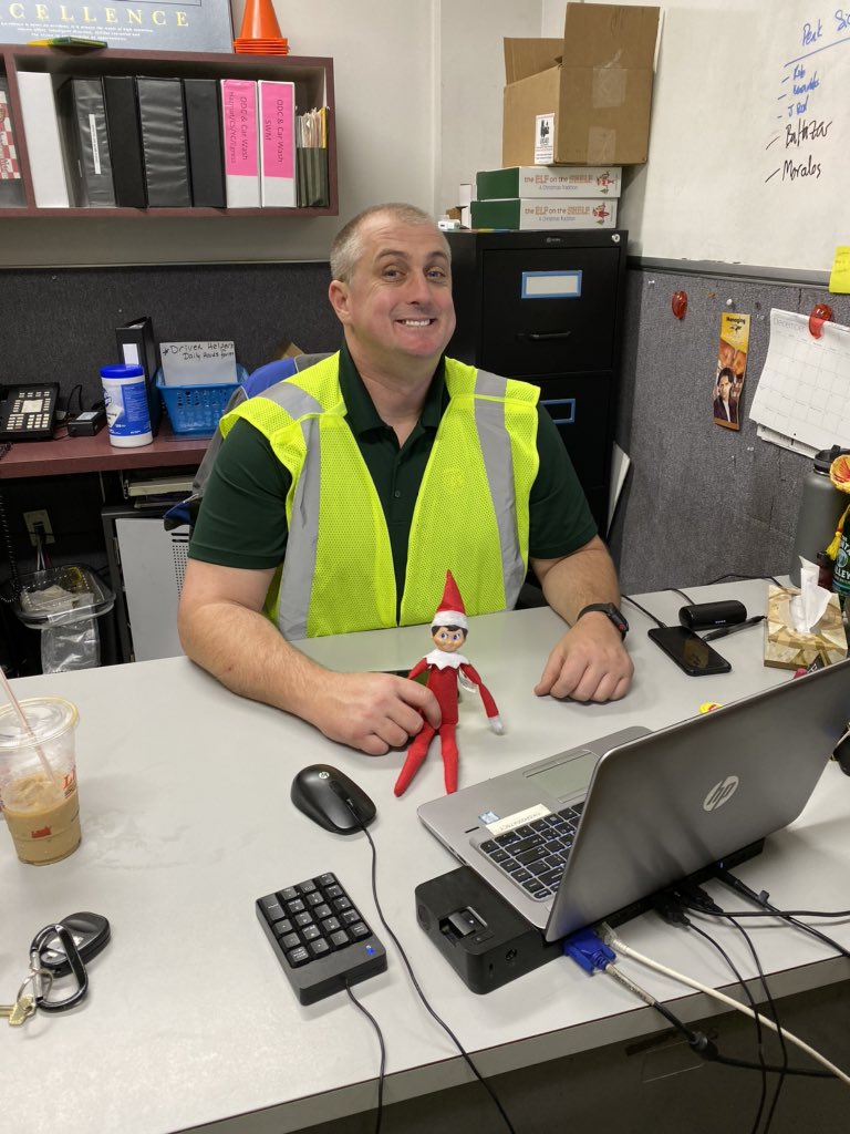 UPSImperialCenter9048 tweet media