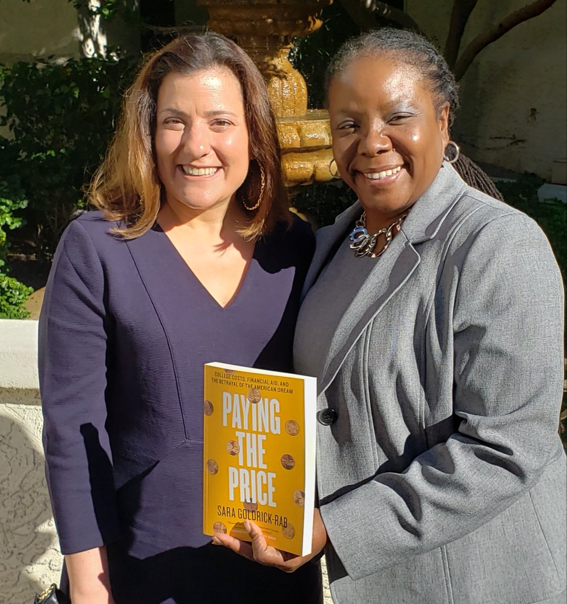 DrElston's tweet image. Thanks to @saragoldrickrab for serving as the #CompletionNation19  closing keynote. Looking fwd to partnering on alignment of #RealCollege &amp;amp; #GuidedPathways @CompleteCollege @CCAPrezYolanda