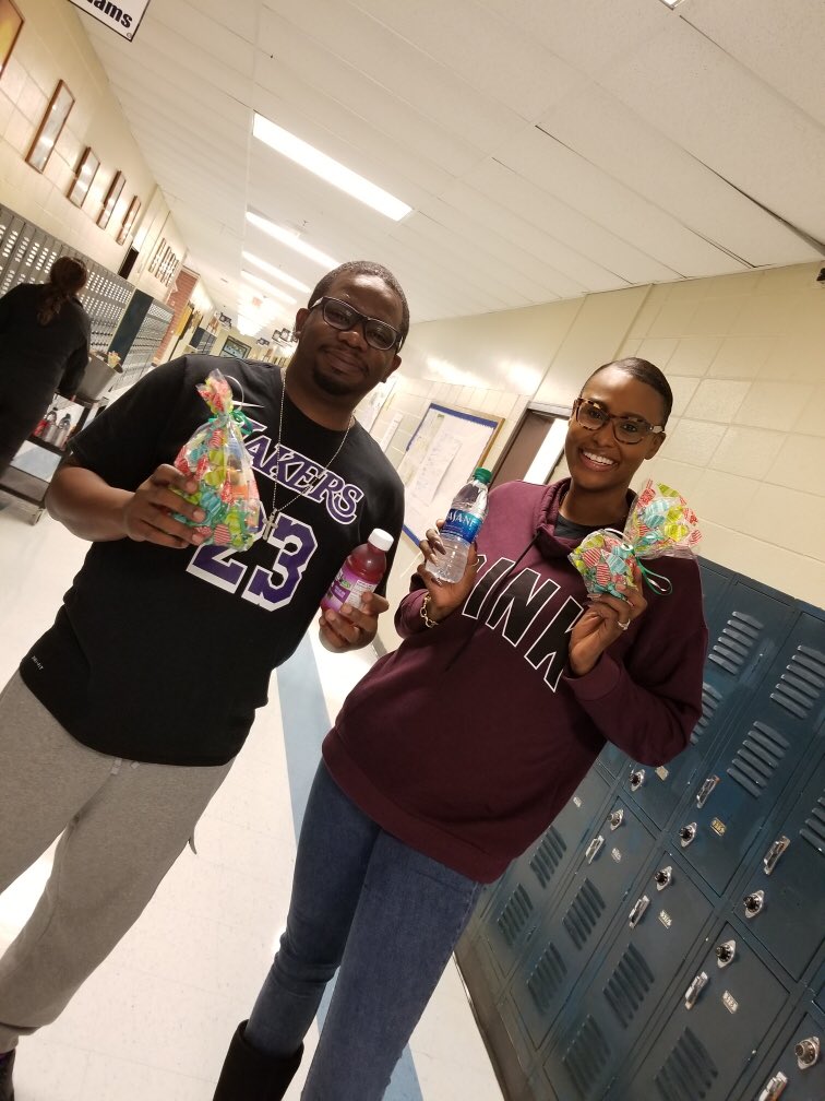 faithcastel's tweet photo. Today our staff enjoyed โroom serviceโ courtesy of the PBIS Team. Shout out to the fabulous falcon staff who positively reinforce expectations daily. #PBIS #LSGA https://t.co/Qz7fD4mjqq