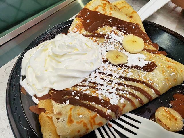 ChooseOC's tweet photo. Crepe Suzette from the best!  @mrfrenchcrepe @wholesome_choice #crepesuzette #orangecountyca #oclifestyle #oclife #socal #irvine https://t.co/hvZASjoytP https://t.co/Cj5Tgie7aJ
