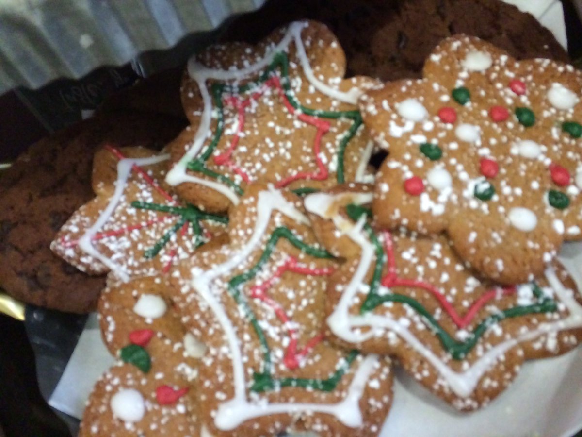 Yummy festive bakes from our Baker, Kate. <a href="/agsb_official/">AGSB Head Master</a> <a href="/MichelleHought3/">Michelle Houghton</a> <a href="/IndiesSodexo/">IndependentsBySodexo</a>