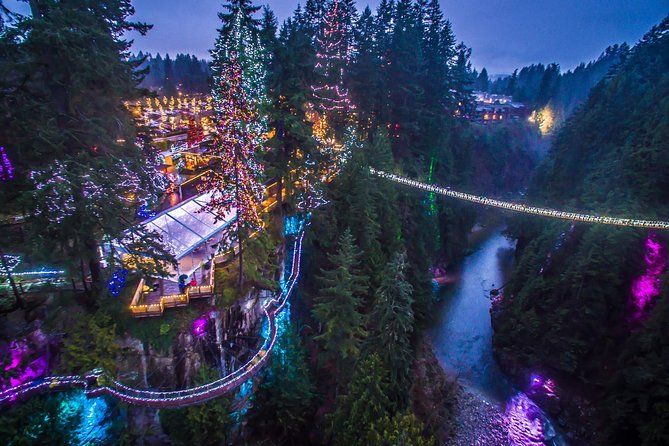 Spend some quality time this weekend at the Winter Lights Festival, put on by our neighbouring Capilano Suspension Bridge Park. ✨
See the park transform into an enchanted winter wonderland! 🎄