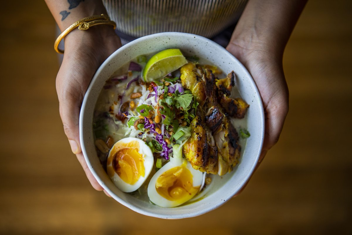 Inner Rail Food Hall tweet media