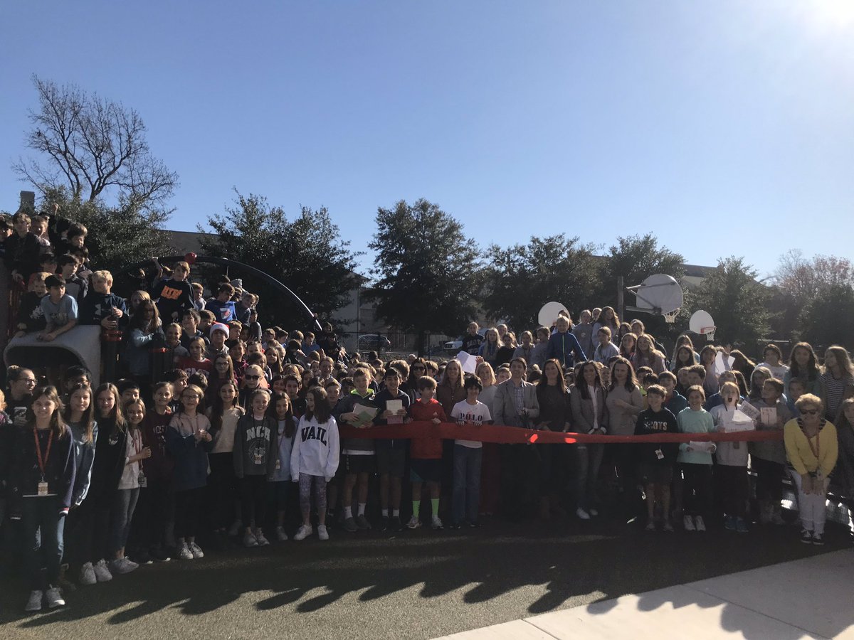 TriggTom's tweet image. Enjoyed the ribbon cutting for the new MIS/HPMS playground.  Thank you PTA for your fundraising efforts!   #greatforkids