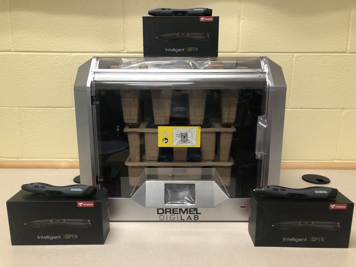 Santa just made an early delivery to FRES Library this year!!! Thank you so much- Powhatan Education Foundation!! We are super excited to embark on our first 3D printing expeditions! ⁦<a href="/FRESWarriors/">Flat Rock Elementary</a>⁩ ⁦<a href="/EKirkSTEM/">Elizabeth Kirk</a>⁩ ⁦<a href="/pcpsstem/">PCPS STEM</a>⁩ ⁦<a href="/FRESPTO/">Flat Rock Elementary School PTO</a>⁩ ⁦
